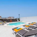 Rubi Mar Villa *