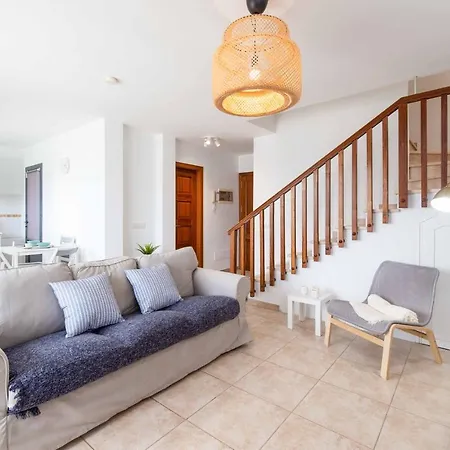 Rubi Mar Villa *